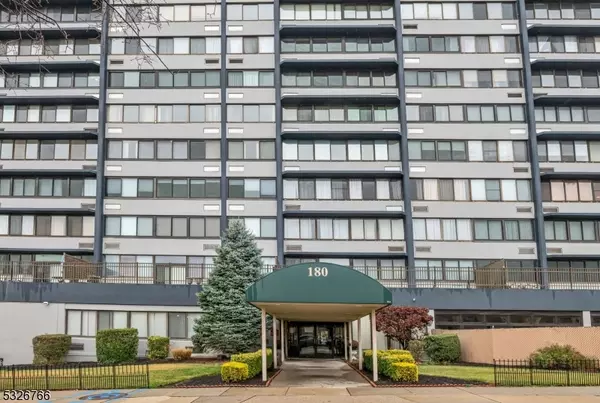 Passaic City, NJ 07055,170-202 Lafayette Ave #10 i