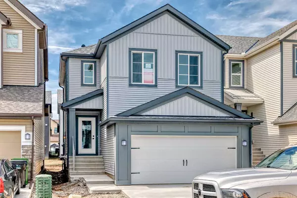 33 Bartlett WAY, Calgary, AB T3S 0P3