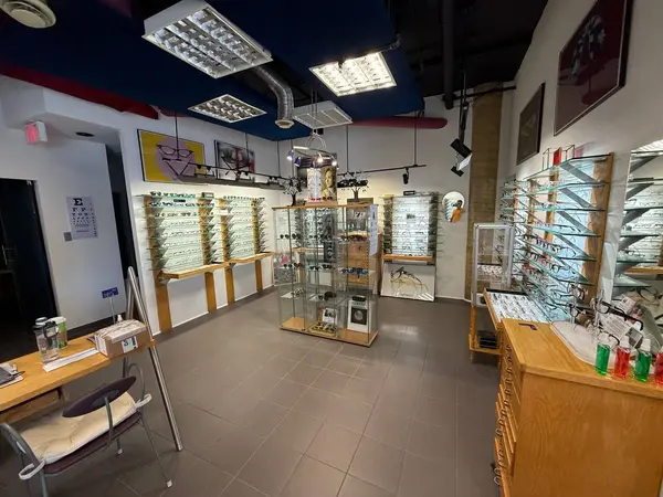 Toronto C03, ON M4S 3B2,1910 Yonge ST