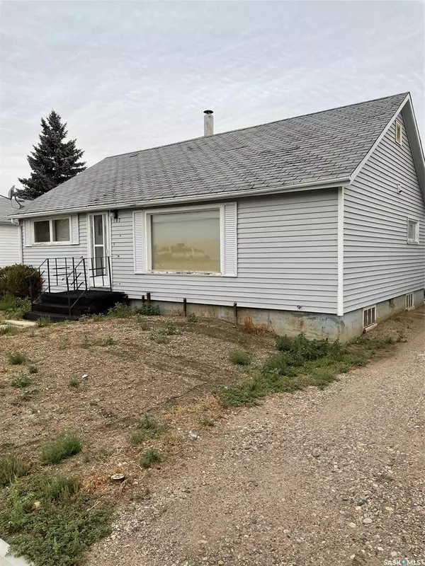 Elrose, SK S0L 0Z0,107 3rd AVENUE W