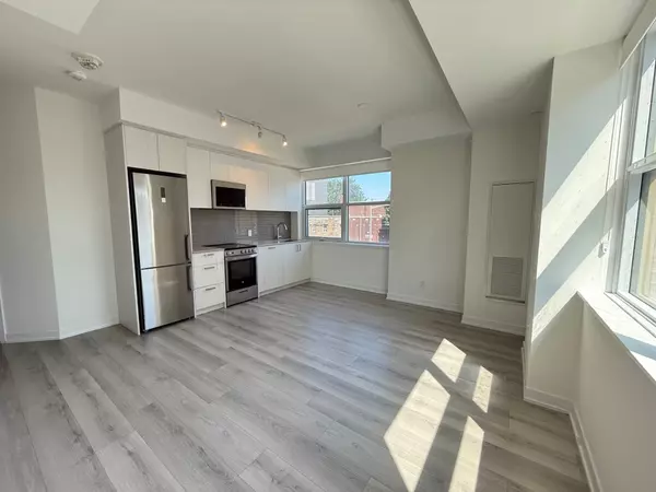 Toronto W03, ON M6N 1J6,1787 St Clair AVE W #221