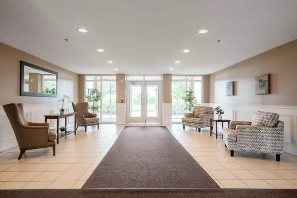 Burlington, ON L7L 7K7,4450 Fairview ST #304