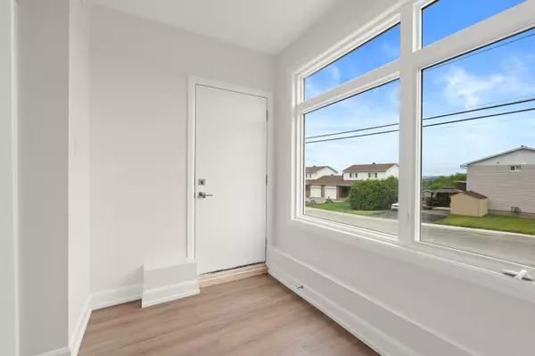 Orleans - Convent Glen And Area, ON K1C 1H7,6948 Notre Dame ST #C