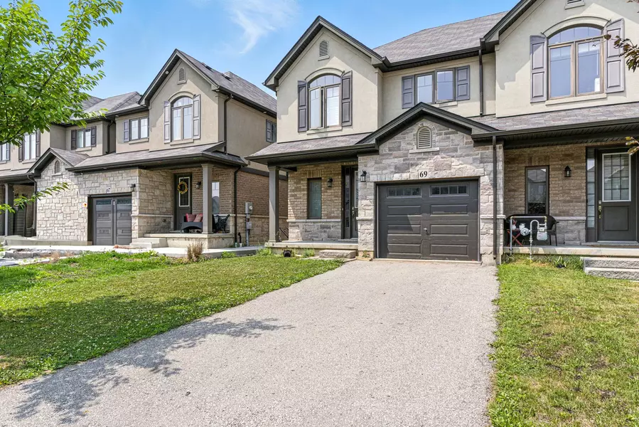 69 Dodman CRES, Hamilton, ON L9G 0G6