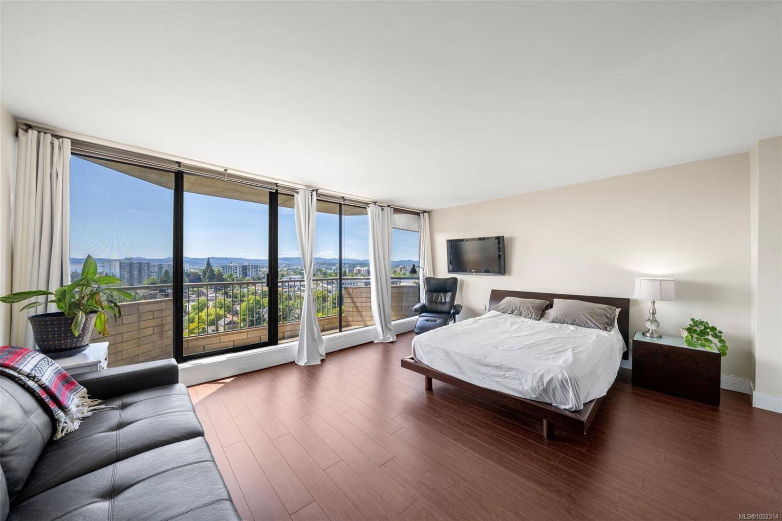 620 Toronto St #1203, Victoria, BC V8V 1P7