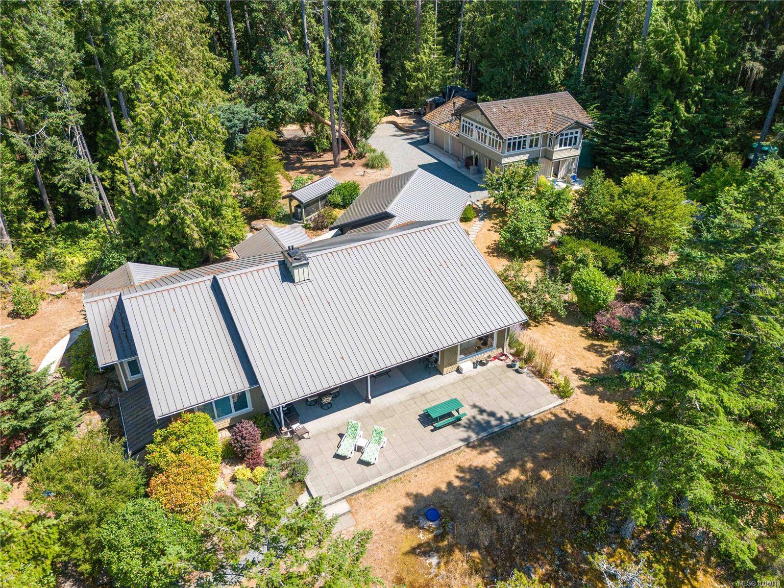 879 Canso Rd, Gabriola Island, BC V0R 1X2