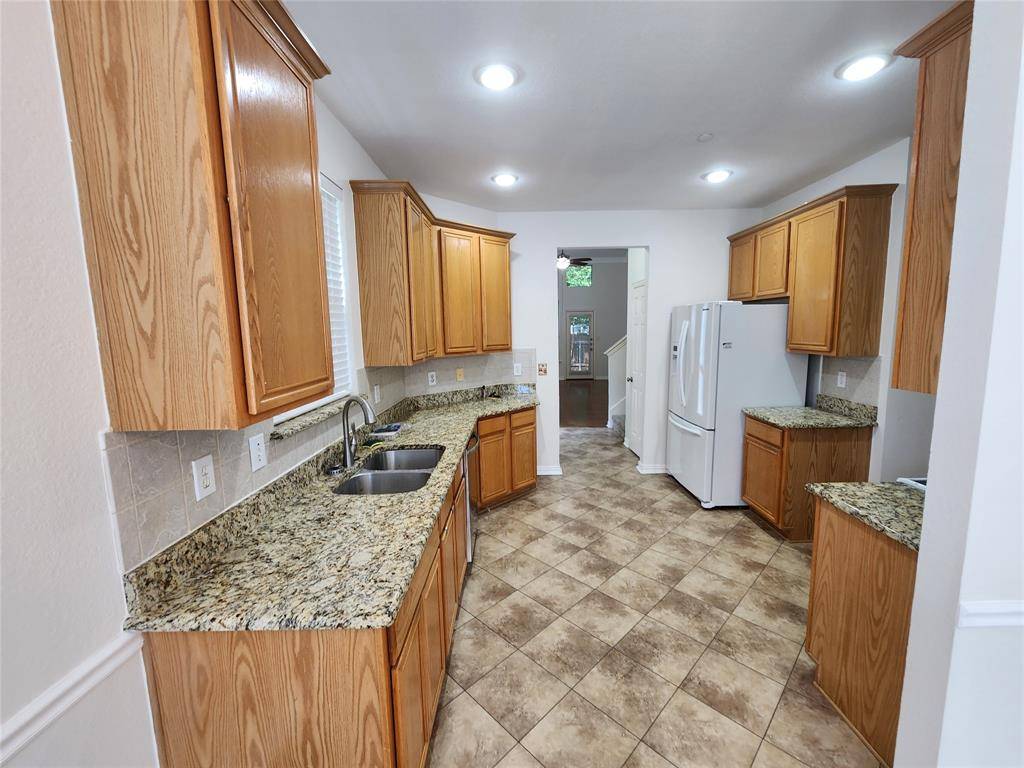 Plano, TX 75025,9829 Castlewood Drive