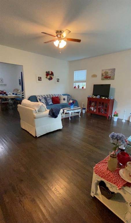 Bonham, TX 75418,1709 Franklin. Avenue
