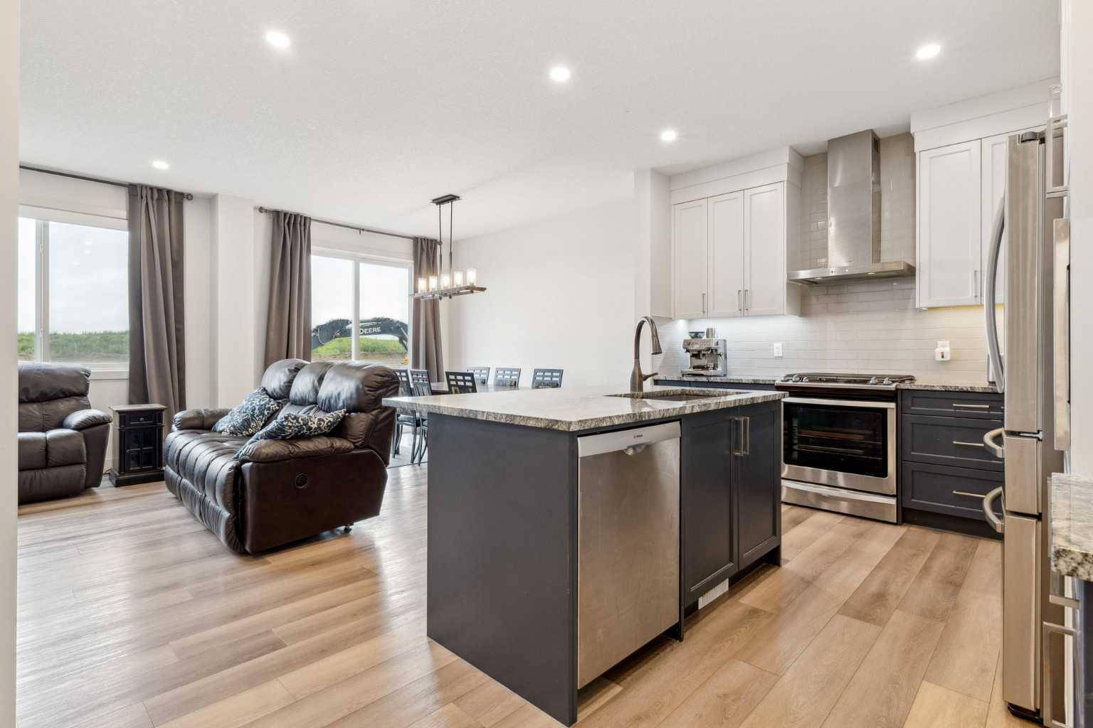 Cochrane, AB T4C 2S6,151 Willow PL