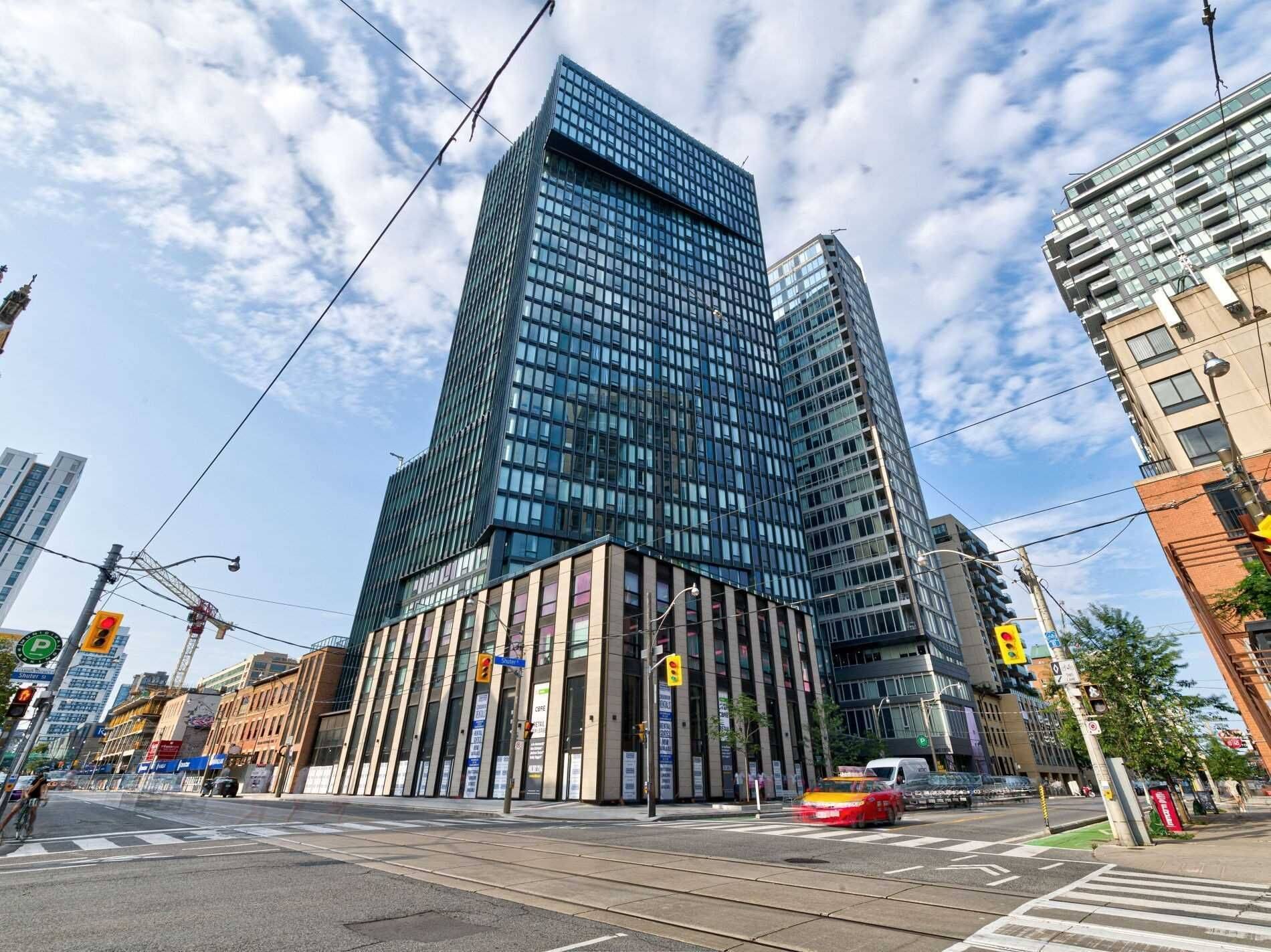 Toronto C08, ON M5B 0B7,60 Shuter ST #2808