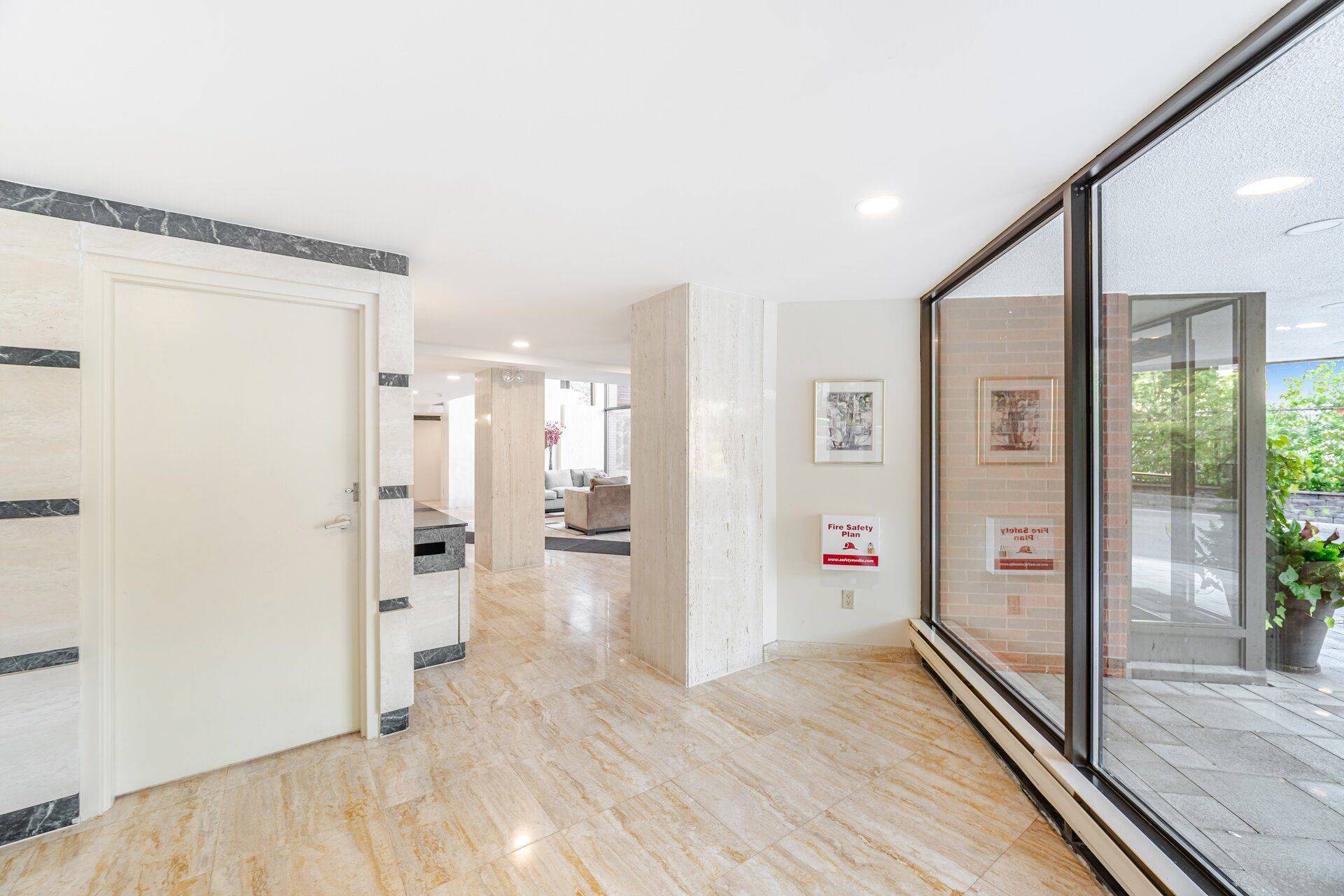 Toronto C09, ON M4T 1T7,30 Glen Elm AVE E #109/209