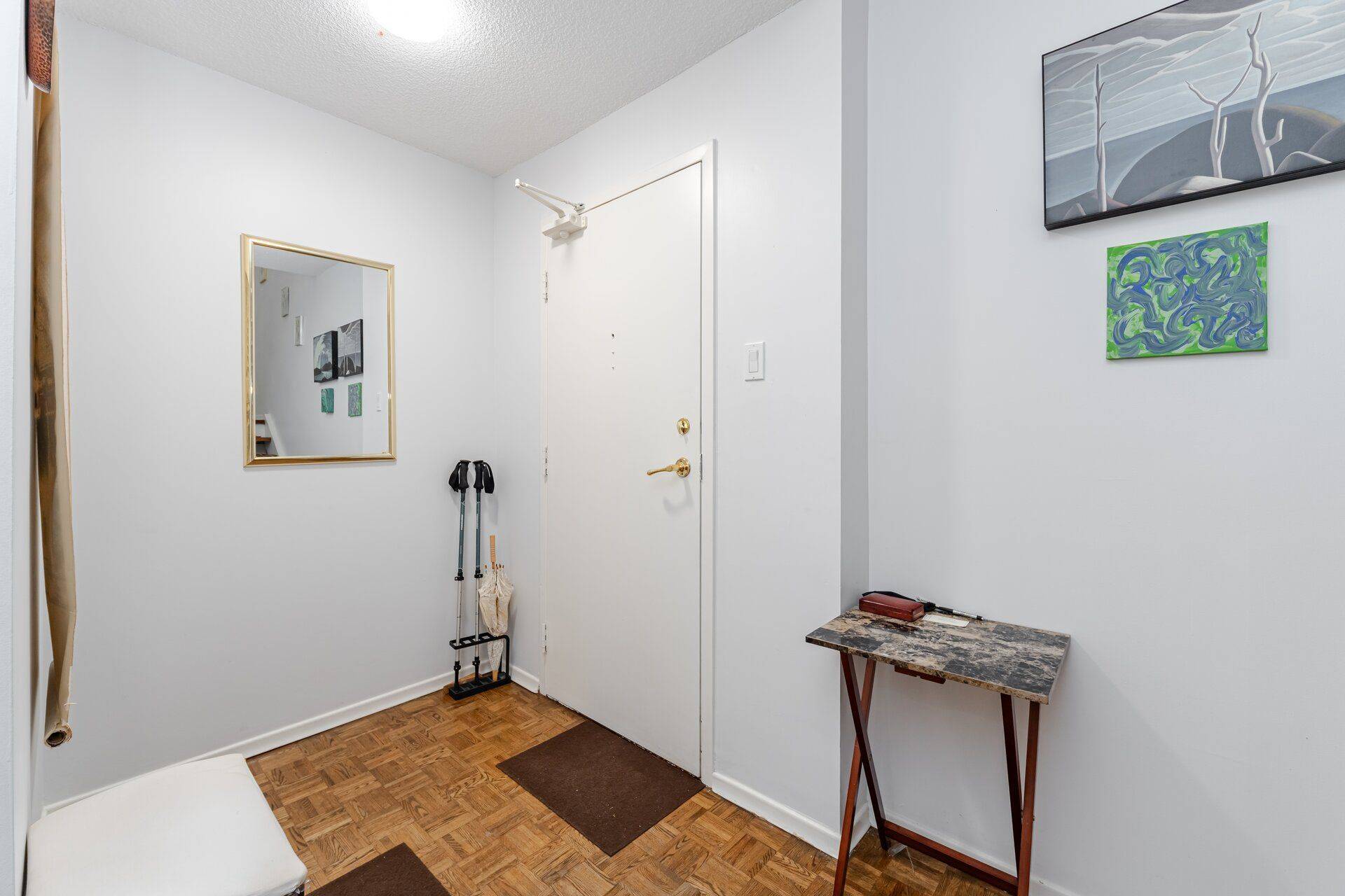 Toronto C09, ON M4T 1T7,30 Glen Elm AVE E #109/209