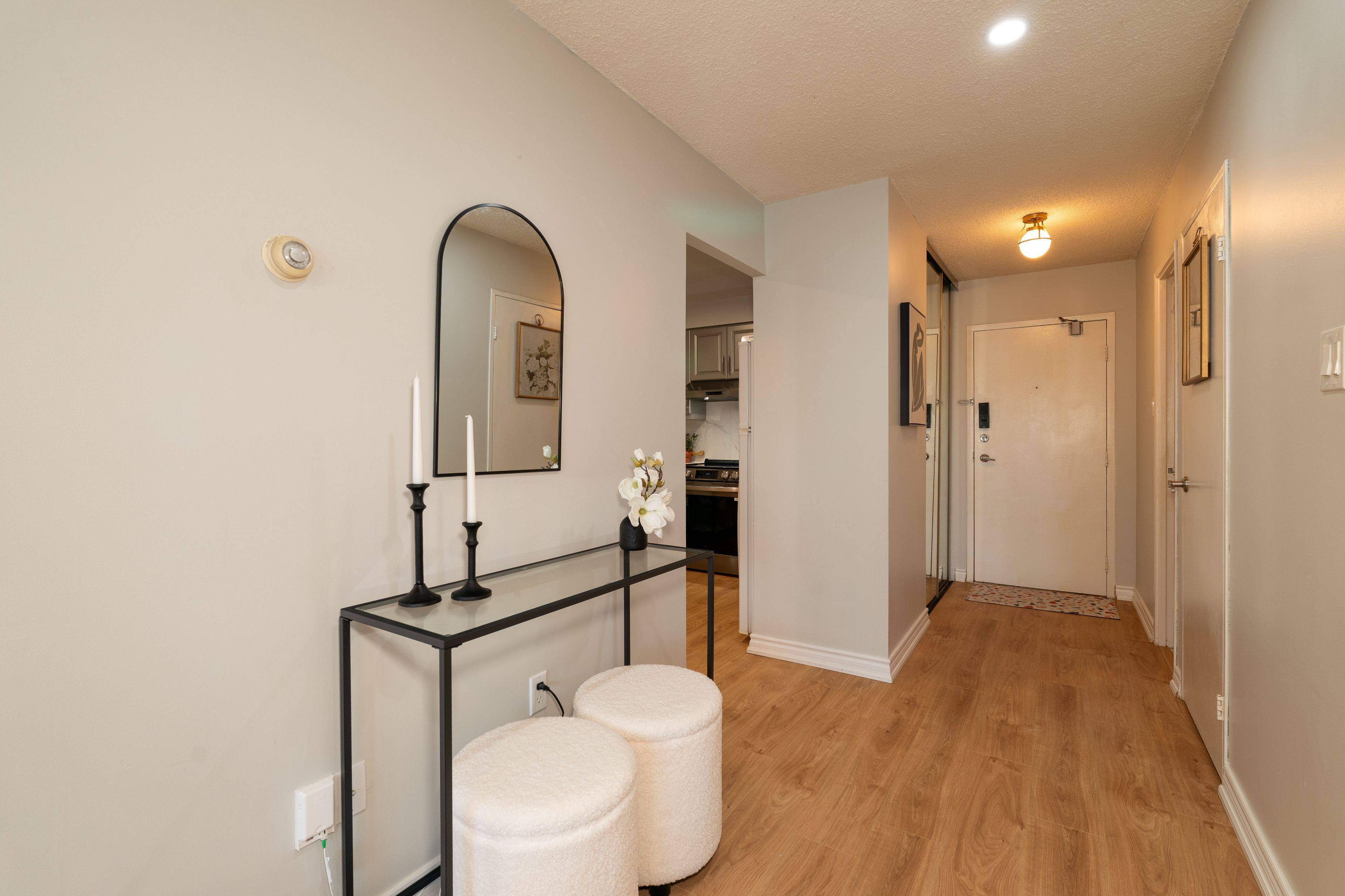 Toronto C15, ON M2H 3J9,4005 Don Mills RD #312