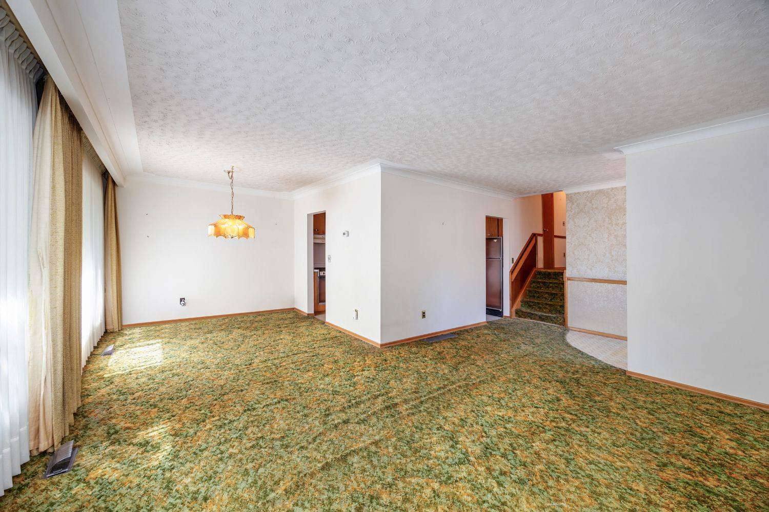 Oshawa, ON L1H 6E1,503 Wilson RD S