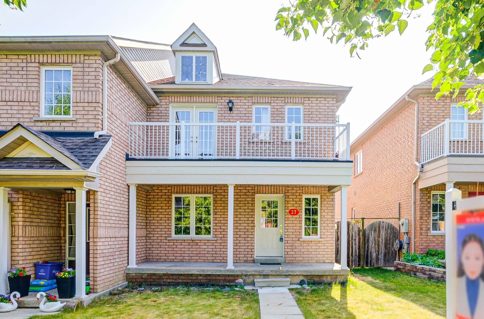 27 Piera GDNS, Markham, ON L3R 5G8