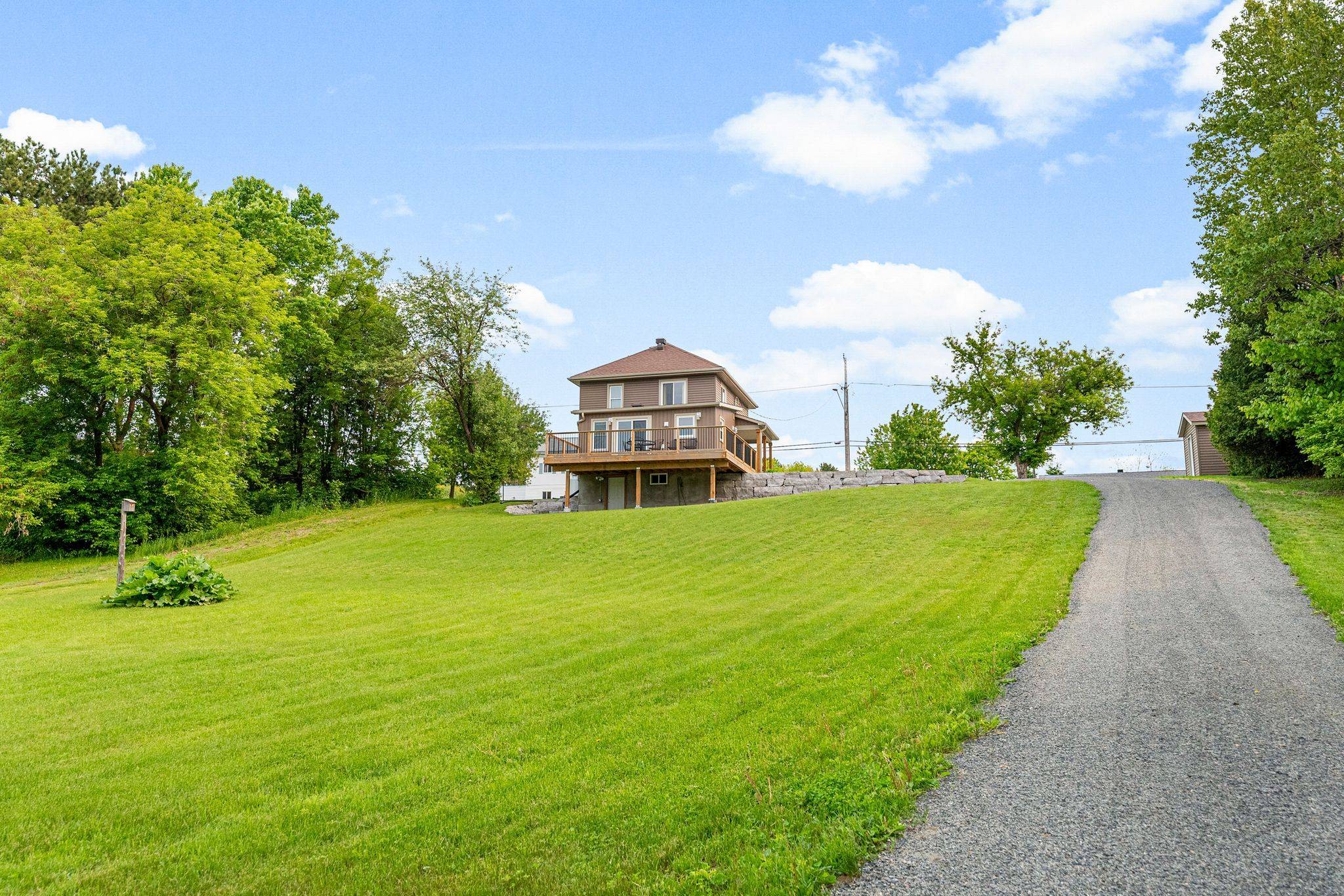 Madawaska Valley, ON K0J 1B0,83 Siberia RD