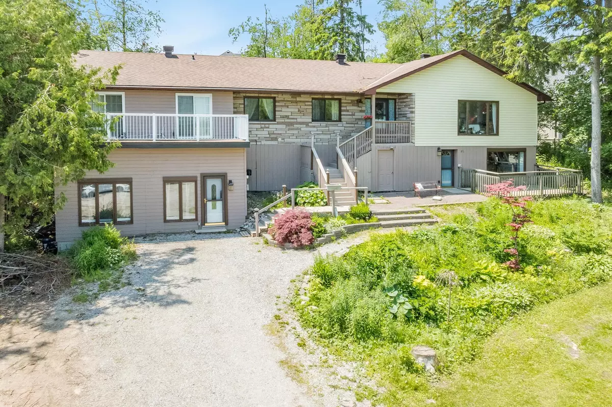 Innisfil, ON L0L 1K0,6234 Yonge ST