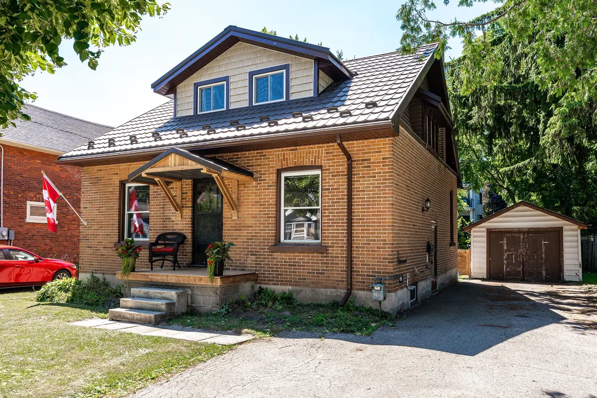 Stratford, ON N5A 4S9,144 Romeo ST S