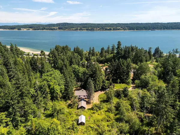 Fanny Bay, BC V0R 1S0,444 Emerton Rd