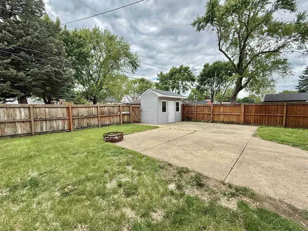 Loves Park, IL 61111,5008 Illinois Street