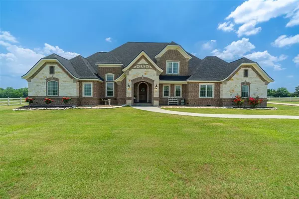 Pickton, TX 75471,1476 Farm Road 3105