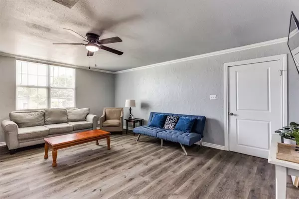 Fort Worth, TX 76133,5425 Waltham Avenue