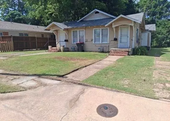 329 and 331 E Price Street, Paris, TX 75460