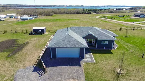 Rural Ponoka County, AB T0C 2J0,156 Bruhn BLVD