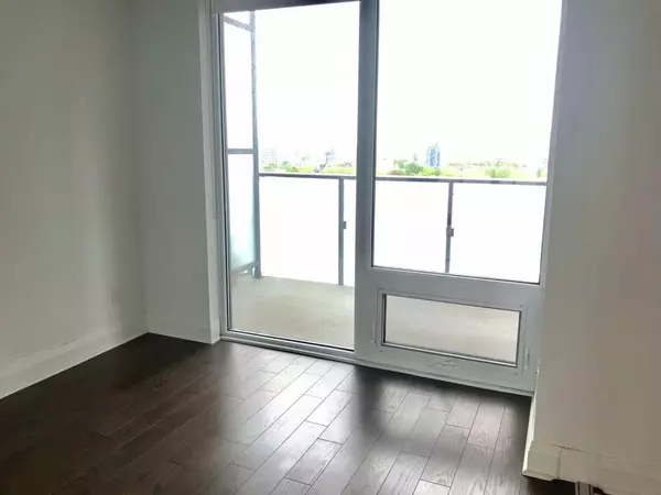 Toronto C01, ON M5S 0A5,1080 Bay ST #1206