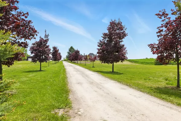 Oshawa, ON L9L 1B3,815 Coates RD W
