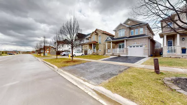 Clarington, ON L1B 0C6,99 Grady DR