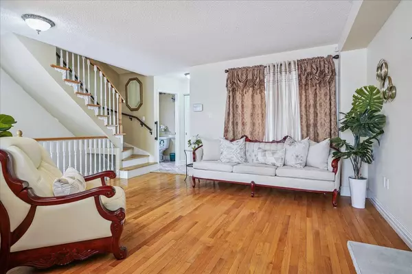 Ajax, ON L1T 1R2,35 Millington CRES