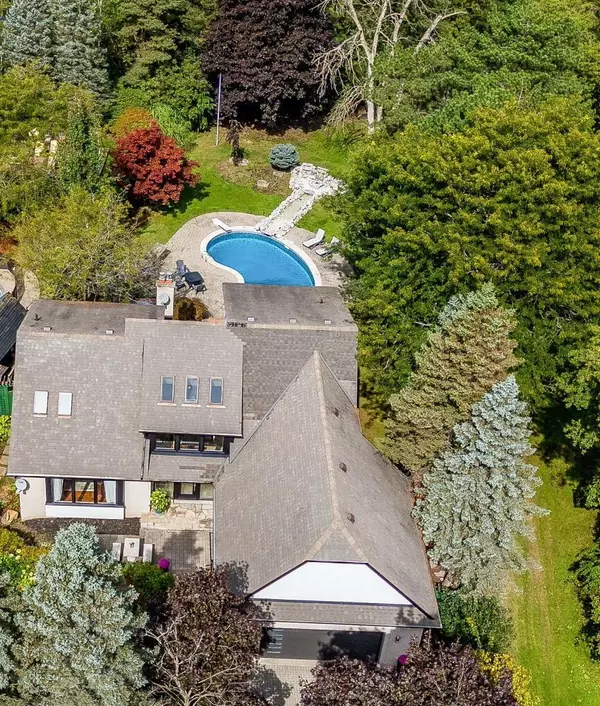 Hamilton, ON L9G 4G6,355 Golf Links RD