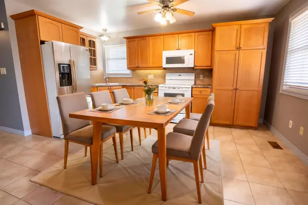St. Catharines, ON L2T 1N7,5 St Peter ST