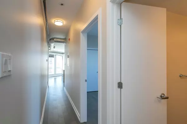 Glebe - Ottawa East And Area, ON K1S 5W6,150 Greenfield AVE #405