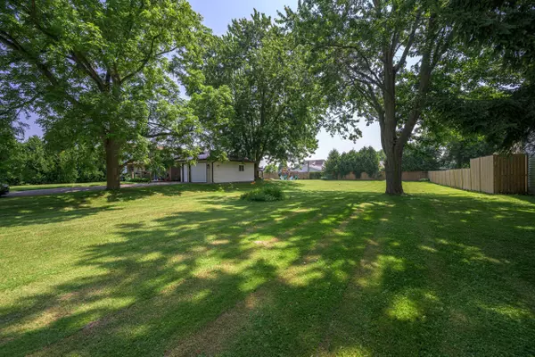 Thames Centre, ON N0L 1G5,2441 HAMILTON RD