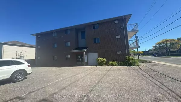 St. Catharines, ON L2S 1W9,210 Pelham RD #102