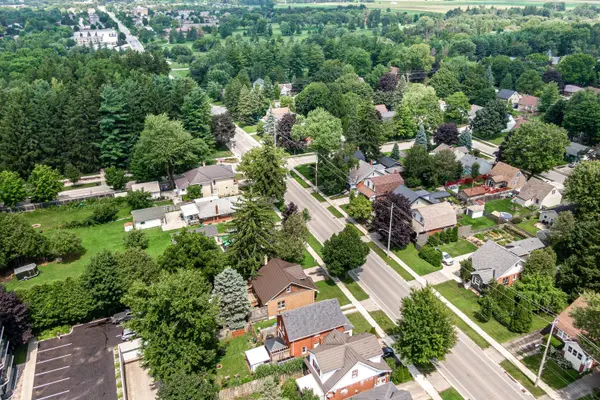 Stratford, ON N5A 4S9,144 Romeo ST S