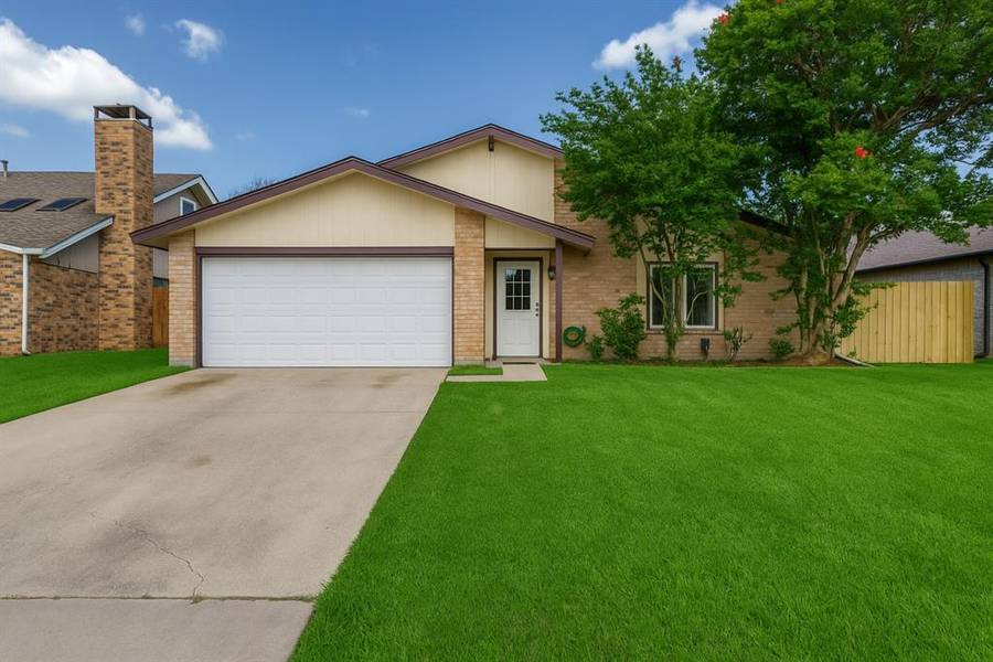 2218 Colonial Place, Carrollton, TX 75007