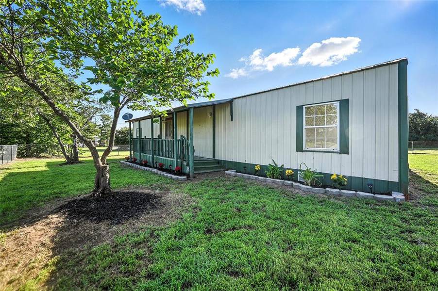 1144 Champ Lane, Springtown, TX 76082