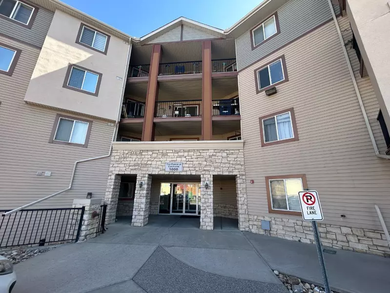 505 Railway ST West #1210, Cochrane, AB T4C 1K9