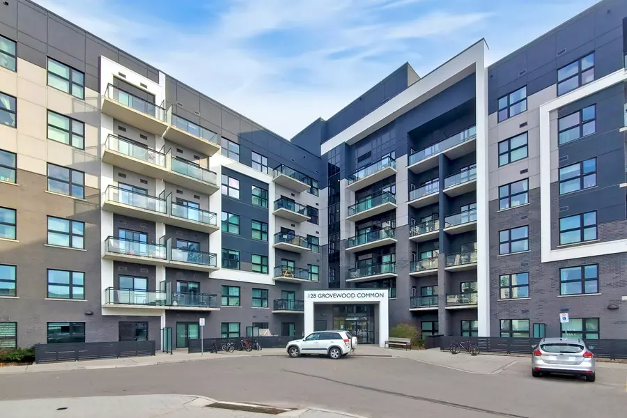 128 Grovewood Common #320, Oakville, ON L6H 0X3
