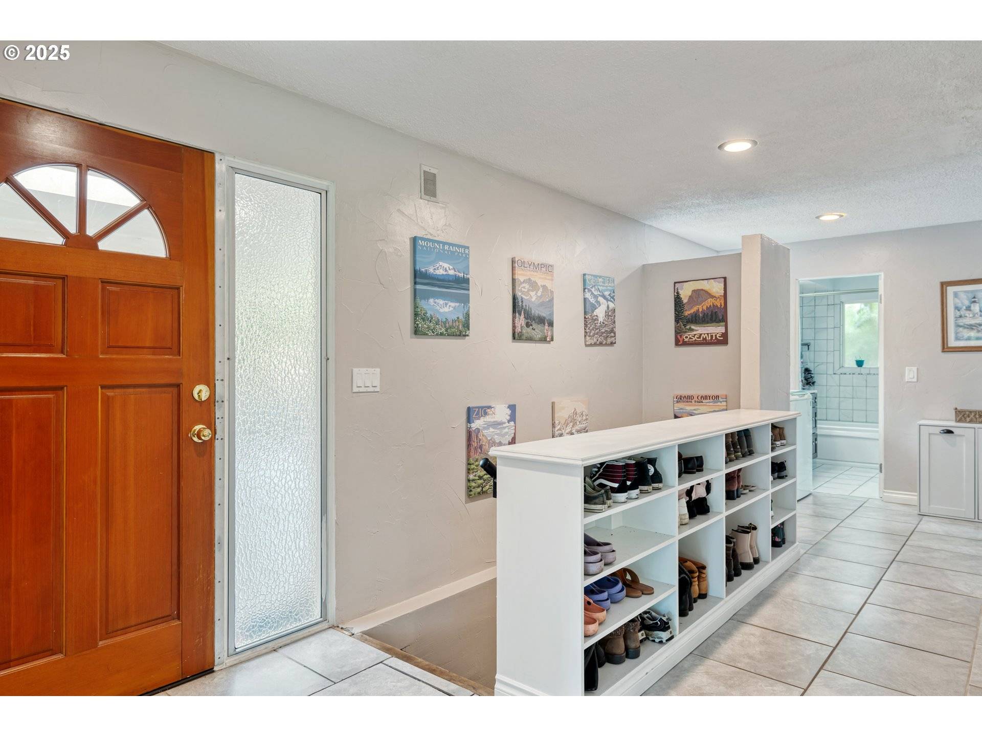 Kelso, WA 98626,2102 BURCHAM ST