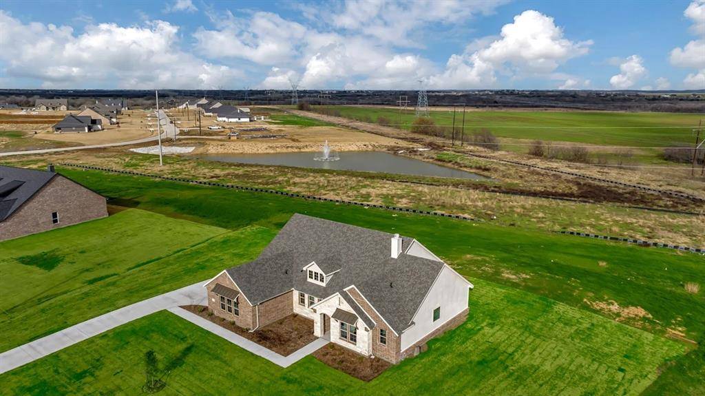 150 Roosevelt Lane, Valley View, TX 76272