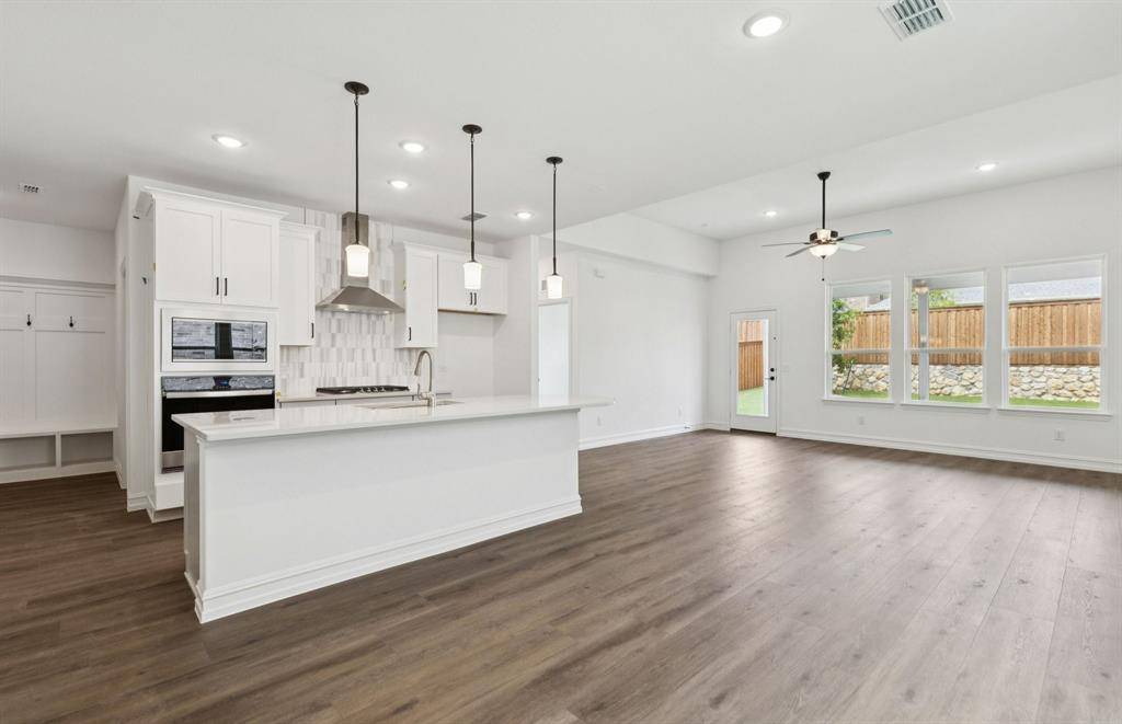 Little Elm, TX 76227,3904 Lynx Court