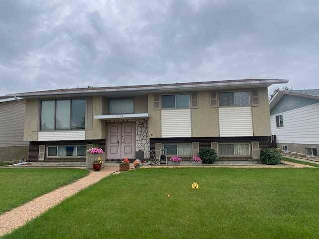 103 Greenbrook RD East, Brooks, AB T1R 0J1