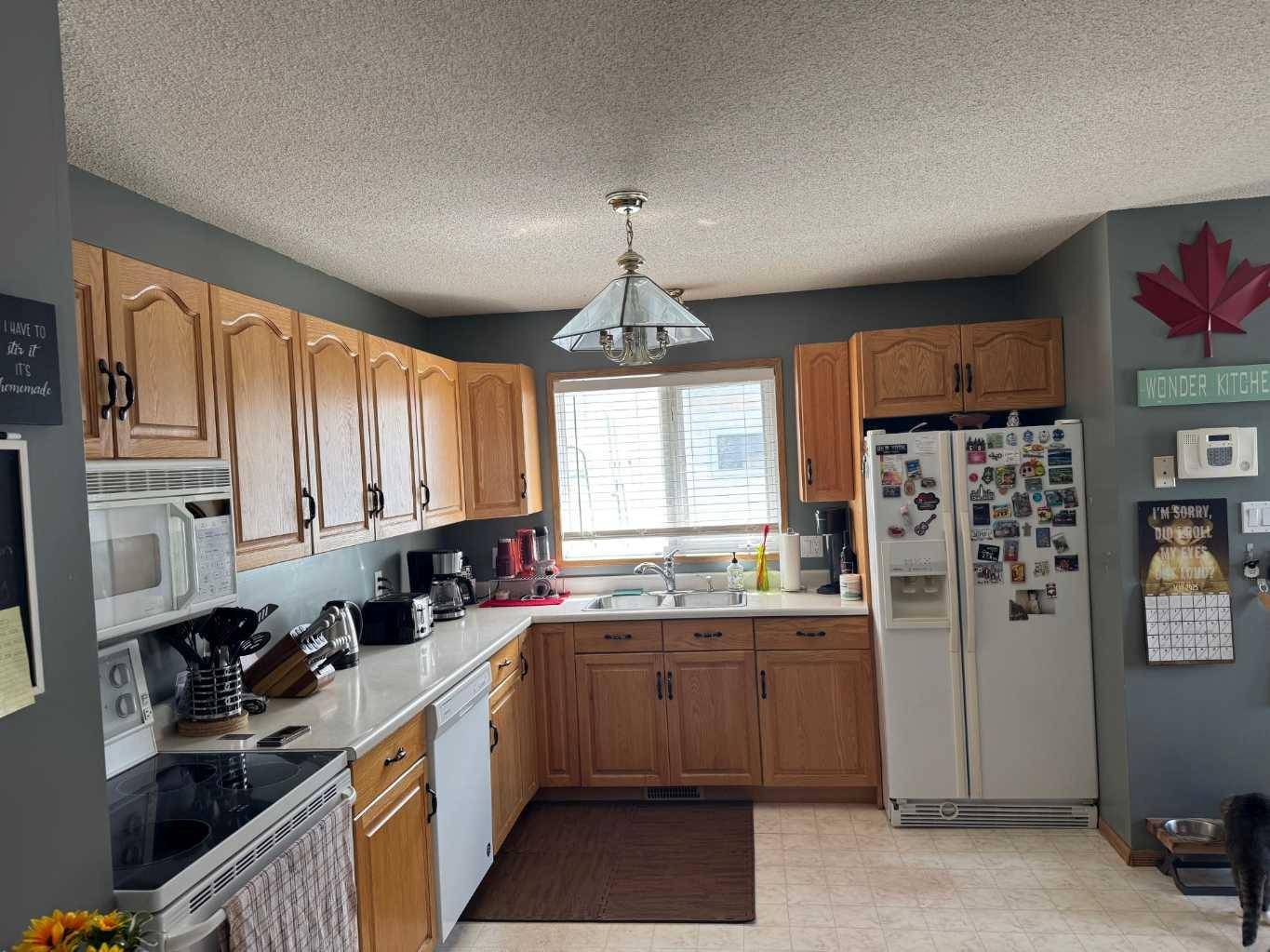 Wainwright, AB T9W 1G1,1201 7 AVE