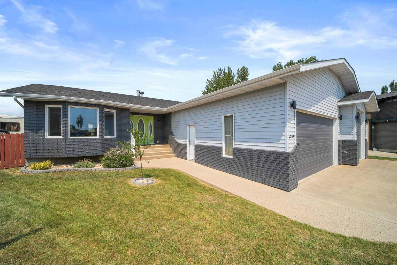 4308 72 ST, Camrose, AB T4V 3X6