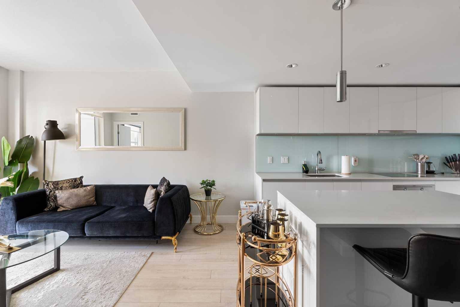 1188 3 ST SE #808, Calgary, AB T2G 1H8