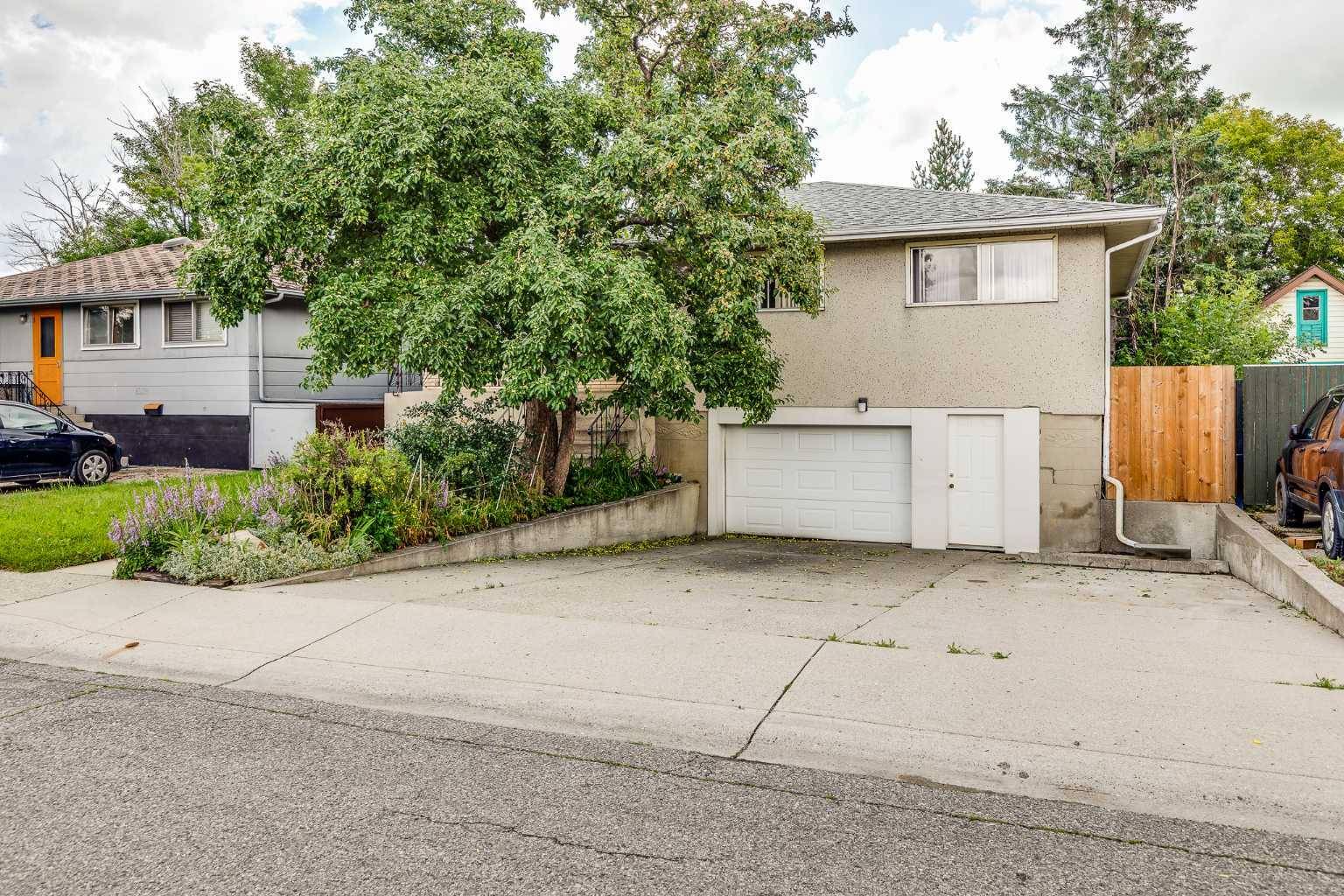1828 43 ST SE, Calgary, AB T2B1G9